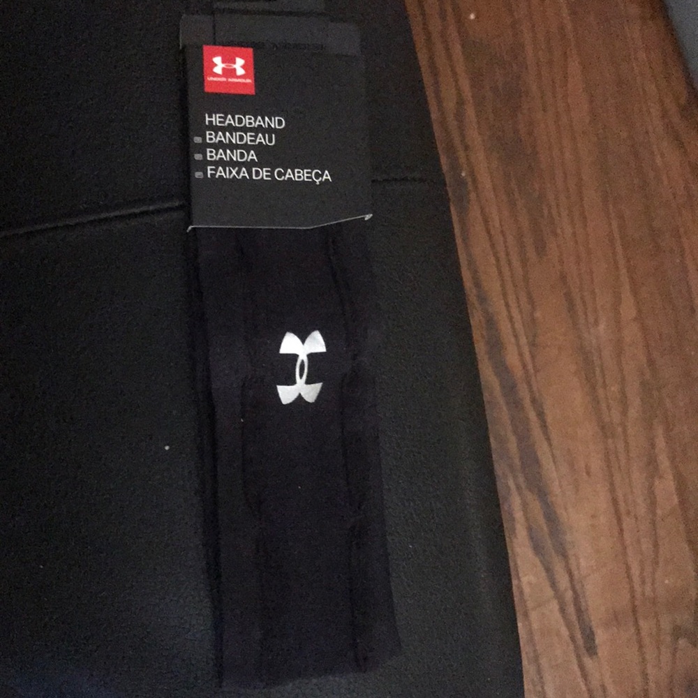 Headband NWT Under armour